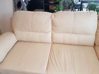 Vyčištěná kožená sedačka